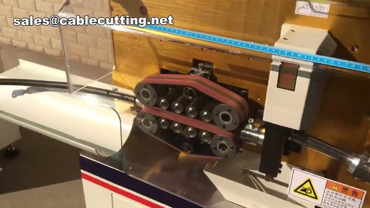 Automatický stroj na řezání a odizolování kabelů s dotykovým ovládáním – průřez 10–240 mm²