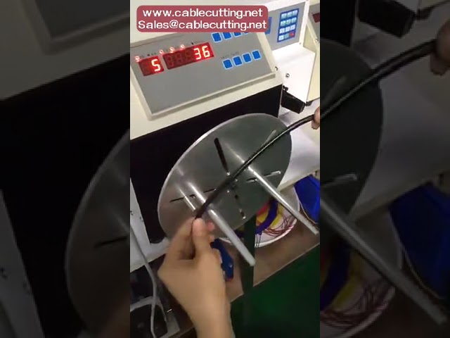 Ruční stroj na navíjení a vázání USB a Type-C kabelů pro mobilní telefony