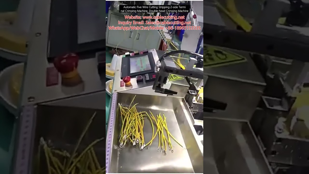 Automatický stroj na řezání a odizolování pěti vodičů s oboustranným krimpováním terminálů - Dvouhlavý krimpovací stroj