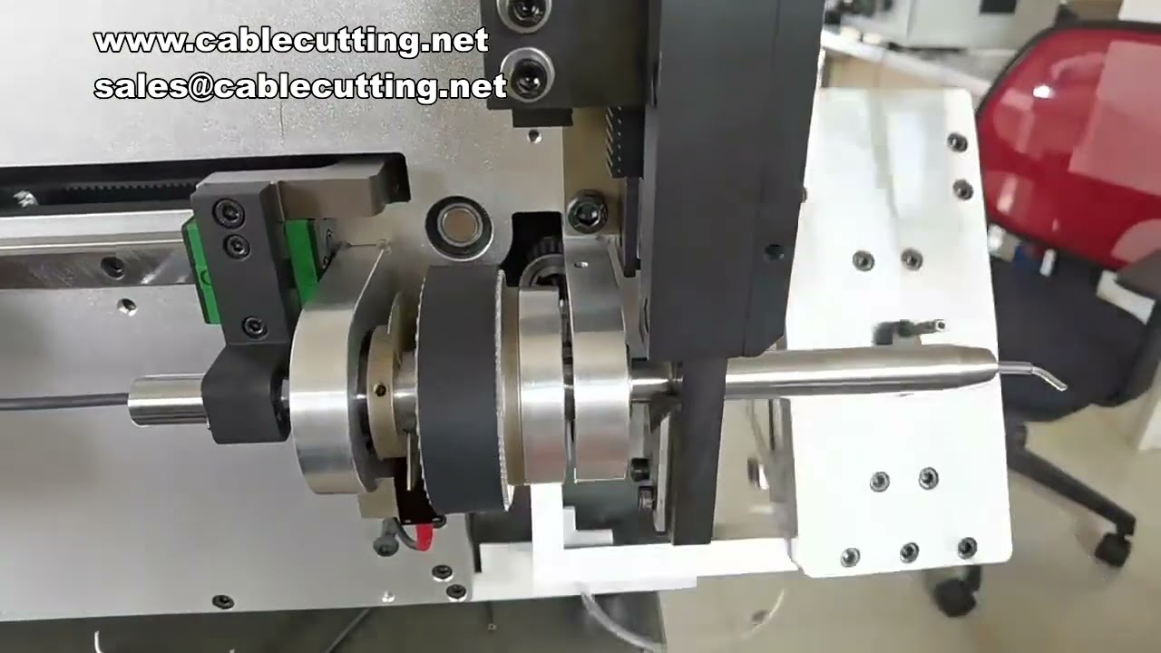 Efektivní 3D ohýbání drátu 2–6 mm² s odizolováním – stroj na kabelové svazky