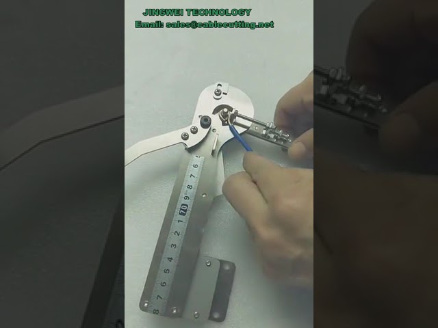 Ruční ohýbačka drátu – tvoření ok 4mm a 6mm (měď, železo)