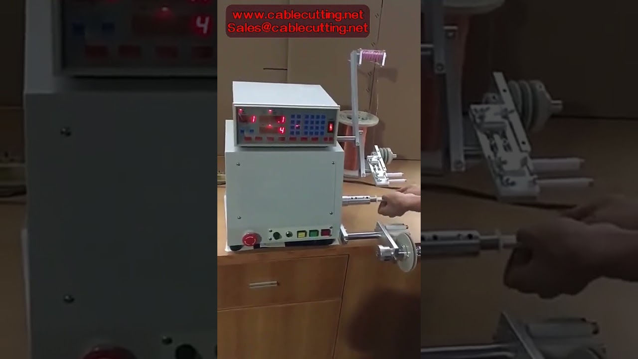 CNC 810/820 automatický navíječ cívek s počítačovým řízením, 750W/400W pro drát 0,03–1,2 mm