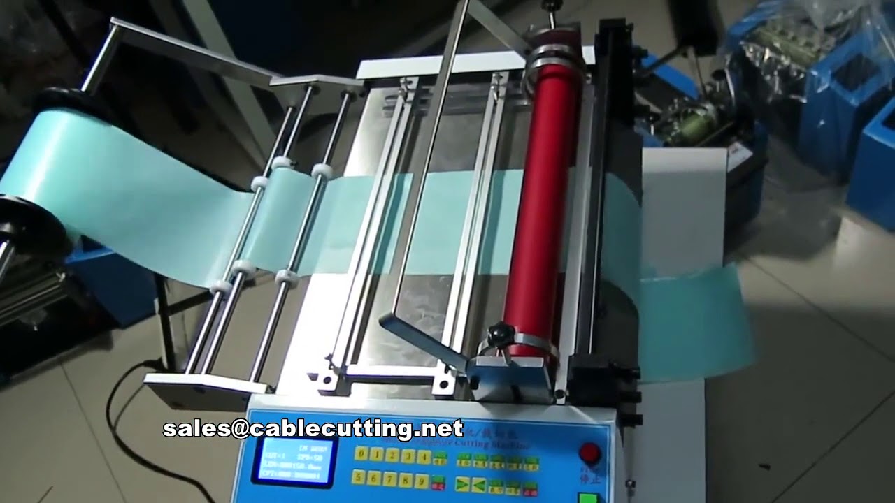 Ultraširoká počítačová řezačka o šířce 300 mm – přesné řezání pro automatizaci