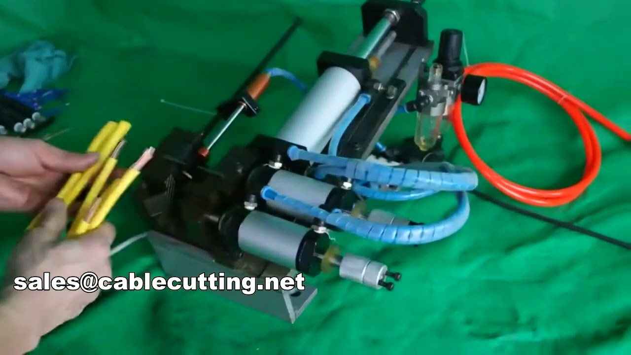 Polautomatický odizolovací stroj na kabely WPM-305