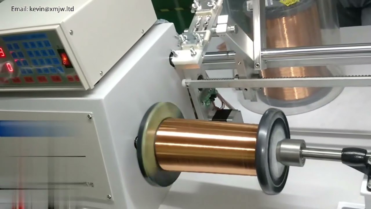 CNC 830 Automatický navíjecí stroj na cívky – počítačem řízený podavač drátu a kabelů