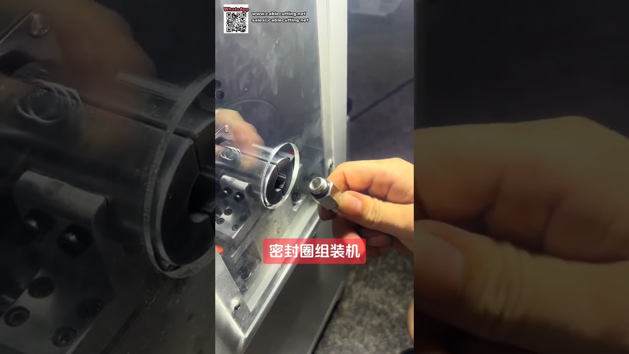 Automatizované výrobní strojní zařízení pro hardwarové produkty a ventilové šoupátka